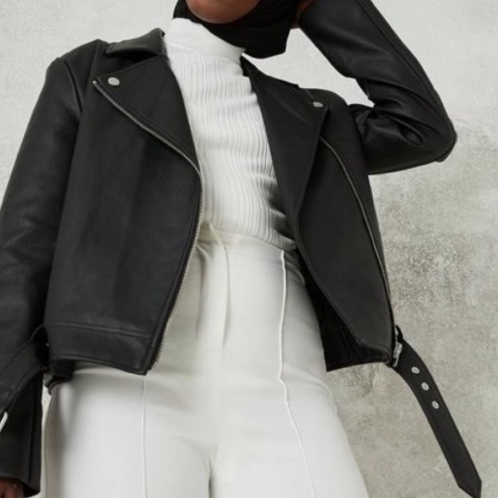 Boxy leather jacket